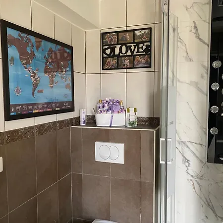 Apartment Khezia