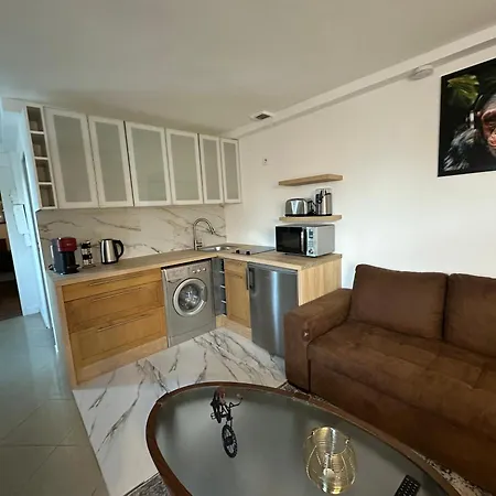 Khezia Apartment *